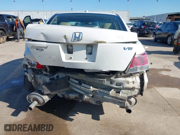 2009 Honda Accord EX-L with VIN 1HGCP36819A011542, listed as a IAAI auction lot 41764124 with 124,455 mi miles and . Bid and sale history available at DreamBid. Image 6.