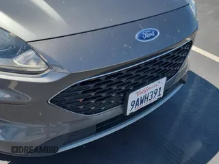 2022 Ford Escape SE с VIN 1FMCU0G63NUA45439, выставлен на аукционе IAAI как лот 42556163 с пробегом 76 088 миль миль и . История ставок и продаж доступна на DreamBid. Изображение 52.
