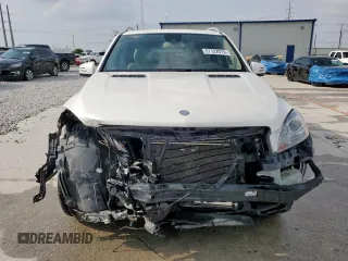 2013 Mercedes-Benz M 350 z VIN 4JGDA5JB7DA252092, wystawiony jako Copart lot #57122915 z przebiegiem 71 502 mil mil oraz Szkoda całkowita • Salvage title. Historia ofert i sprzedaży dostępna na DreamBid. Obrazek 5.