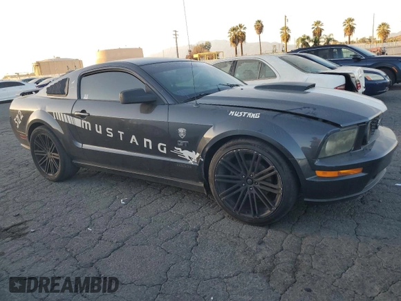 2007 Ford Mustang GT Deluxe with VIN 1ZVHT82H575235208, listed as a Copart auction lot 85820534 with 163,659 mi miles and Clean Title. Bid and sale history available at carsss.com. Image 4.