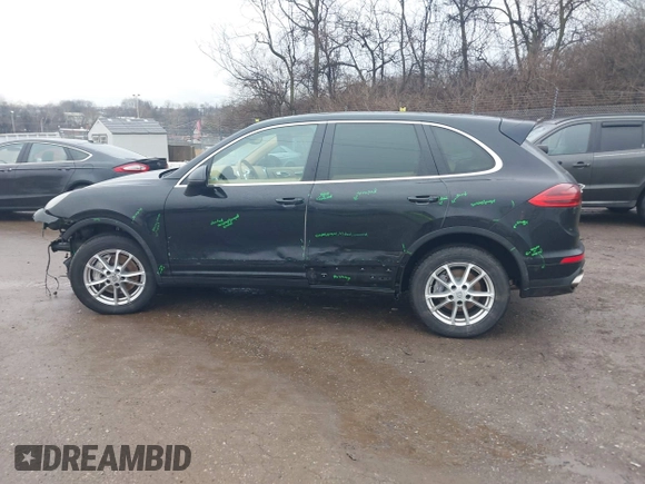2016 Porsche Cayenne with VIN WP1AA2A28GLA06519, listed as a IAAI auction lot 41520326 with 144,828 mi miles. Bid and sale history available at carsss.com. Image 15.
