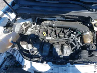 2015 Lincoln MKC with VIN 5LMTJ2AH8FUJ31911, listed as a IAAI auction lot 41735017 with 76,332 mi miles. Bid and sale history available at carsss.com. Image 10.