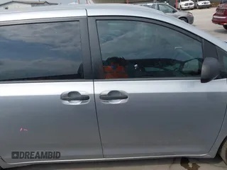 2016 Toyota Sienna L с VIN 5TDZK3DC7GS756195, выставлен на аукционе IAAI как лот 42151195 с пробегом 119 695 миль миль и . История ставок и продаж доступна на DreamBid. Изображение 14.