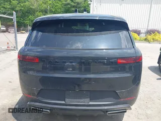 2024 Land Rover Range Rover Sport SE с VIN SAL1P9EU5RA181435, выставлен на аукционе IAAI как лот 42355255 с пробегом 19 130 миль миль и . История ставок и продаж доступна на DreamBid. Изображение 16.