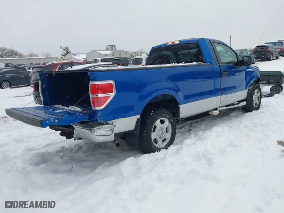 2014 Ford F-150 XL with VIN 1FTMF1CM4EKE36883, listed as a IAAI auction lot 41317737 with 50,667 mi miles. Bid and sale history available at carsss.com. Image 4.