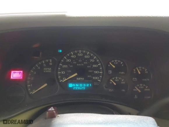 2002 Chevrolet Silverado 1500 LT with VIN 2GCEK19T021290878, listed as a IAAI auction lot 41715052 with 299,629 mi miles. Bid and sale history available at carsss.com. Image 7.