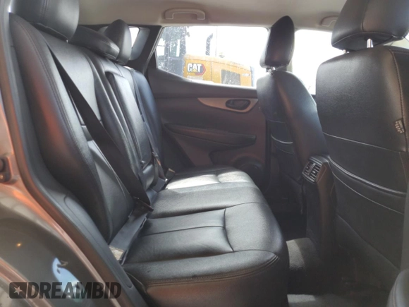 2017 Nissan Rogue SV with VIN JN1BJ1CP0HW007398, listed as a Copart auction lot 54444005 with 74,482 mi miles and Salvage title. Bid and sale history available at DreamBid. Image 11.