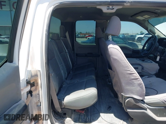 2018 Ford F-150 XL with VIN 1FTFX1E58JKD86995, listed as a IAAI auction lot 42256816 with 146,888 mi miles and . Bid and sale history available at DreamBid. Image 8.