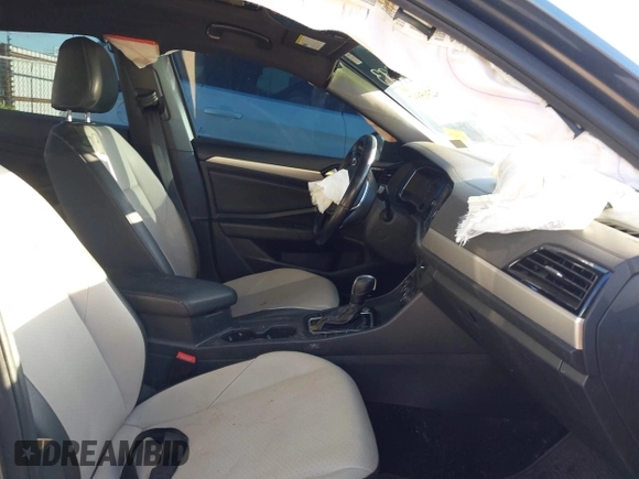 2020 Volkswagen Jetta S z VIN 3VWCB7BU1LM039193, wystawiony jako IAAI lot #42305897 z przebiegiem 108 319 mil mil oraz . Historia ofert i sprzedaży dostępna na DreamBid. Obrazek 5.