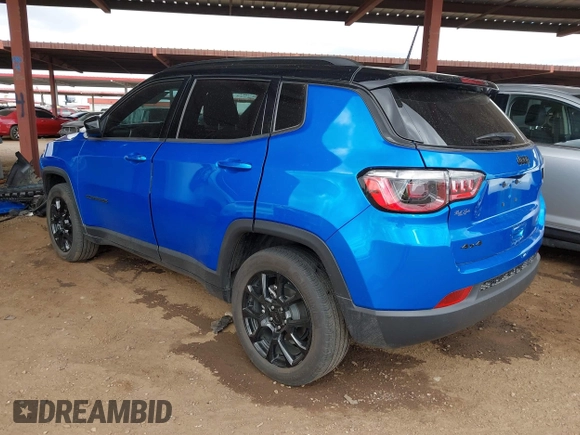 2023 Jeep Compass Latitude with VIN 3C4NJDBN7PT513648, listed as a IAAI auction lot 41711097 with 8,580 mi miles and . Bid and sale history available at DreamBid. Image 3.