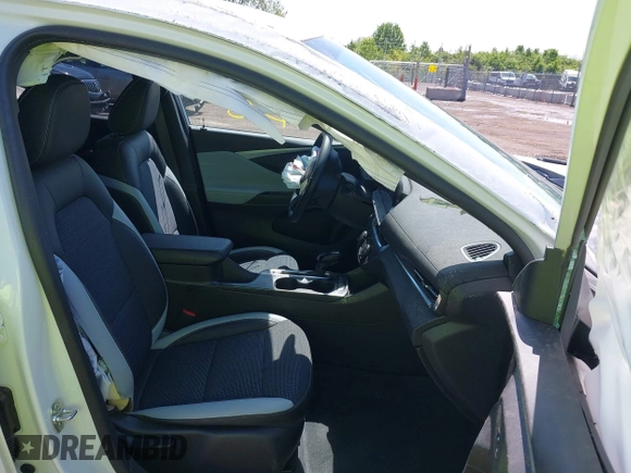 2024 Buick Envista Preferred with VIN KL47LAE21RB041318, listed as a IAAI auction lot 42145509 with 24,316 mi miles and . Bid and sale history available at DreamBid. Image 5.