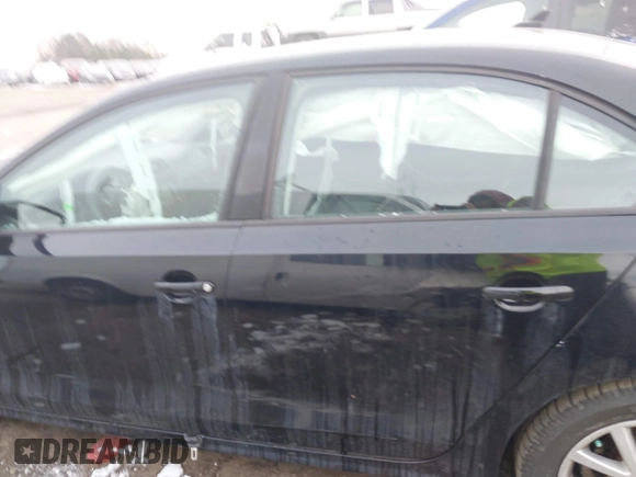 2015 Volkswagen Jetta S z VIN 3VW1K7AJ0FM353565, wystawiony jako IAAI lot #41402448 z przebiegiem 112 728 mil mil oraz . Historia ofert i sprzedaży dostępna na DreamBid. Obrazek 14.