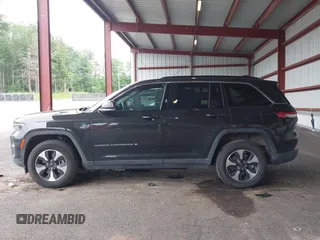 2024 Jeep Grand Cherokee with VIN 1C4RJYB65RC120893, listed as a IAAI auction lot 42603156 with 41,942 mi miles and . Bid and sale history available at DreamBid. Image 14.