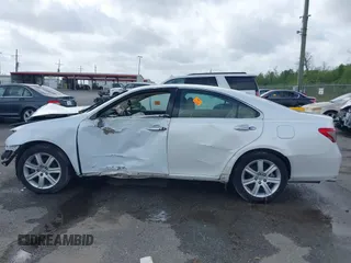 2007 Lexus ES 330 with VIN JTHBJ46G372091831, listed as a IAAI auction lot 41954300 with Not Provided miles and . Bid and sale history available at carsss.com. Image 13.