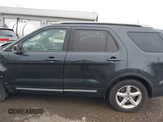 2017 Ford Explorer XLT with VIN 1FM5K7D81HGA68203, listed as a IAAI auction lot 41908625 with 98,996 mi miles and . Bid and sale history available at carsss.com. Image 15.