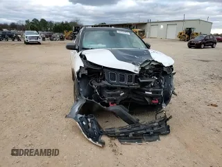 2019 Jeep Compass Trailhawk z VIN 3C4NJDDB4KT740047, wystawiony jako Copart lot #86834404 z przebiegiem 108 201 mil mil oraz Szkoda całkowita • Salvage title. Historia ofert i sprzedaży dostępna na DreamBid. Obrazek 11.