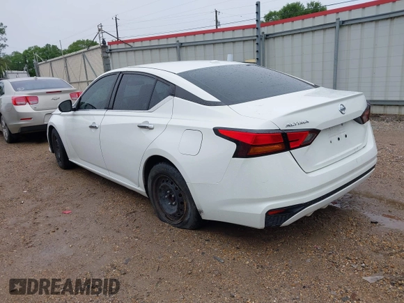 2020 Nissan Altima 2.5 S with VIN 1N4BL4BV0LC206993, listed as a IAAI auction lot 41910438 with 115,558 mi miles. Bid and sale history available at carsss.com. Image 3.