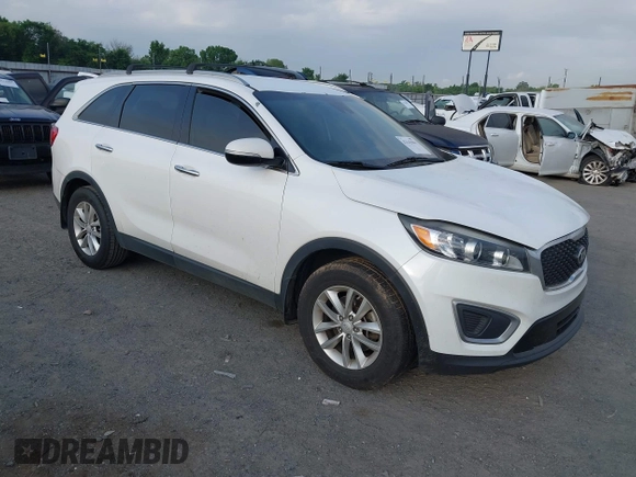 2017 Kia Sorento LX with VIN 5XYPG4A35HG205801, listed as a IAAI auction lot 42143064 with 129,647 mi miles. Bid and sale history available at carsss.com. Image 1.