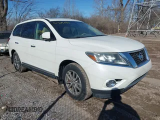 2015 Nissan Pathfinder SV z VIN 5N1AR2MN9FC664389, wystawiony jako IAAI lot #41709194 z przebiegiem 150 564 mil mil oraz . Historia ofert i sprzedaży dostępna na DreamBid. Obrazek 1.
