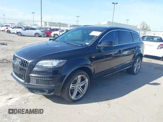 2013 Audi Q7 3.0T S line Prestige with VIN WA1DGAFE4DD012781, listed as a IAAI auction lot 42018030 with 144,986 mi miles. Bid and sale history available at carsss.com. Image 2.