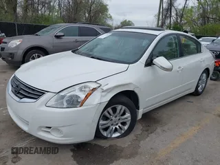2012 Nissan Altima 2.5 with VIN 1N4AL2AP4CN533372, listed as a IAAI auction lot 41957380 with 108,594 mi miles and . Bid and sale history available at carsss.com. Image 6.