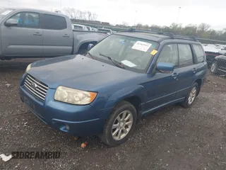 2007 Subaru Forester X w/Premium Pkg with VIN JF1SG65697H726204, listed as a IAAI auction lot 41962919 with 225,055 mi miles. Bid and sale history available at carsss.com. Image 2.