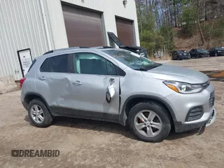 2018 Chevrolet Trax LT with VIN 3GNCJPSB8JL219351, listed as a IAAI auction lot 41936566 with 117,669 mi miles. Bid and sale history available at carsss.com. Image 13.