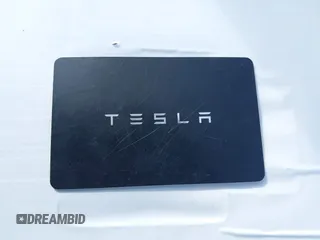 2021 Tesla Model 3 Standard Range Plus z VIN 5YJ3E1EAXMF871730, wystawiony jako IAAI lot #41794274 z przebiegiem 18 791 mil mil oraz . Historia ofert i sprzedaży dostępna na DreamBid. Obrazek 11.