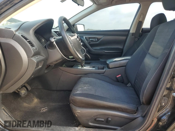 2016 Nissan Altima S z VIN 1N4AL3AP7GN354125, wystawiony jako Copart lot #56897165 z przebiegiem 141 641 mil mil oraz Czysty tytuł • Clean title. Historia ofert i sprzedaży dostępna na DreamBid. Obrazek 7.