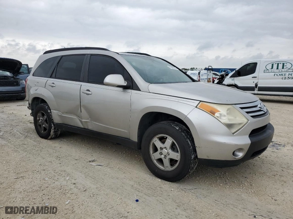 2007 Suzuki XL7 with VIN 2S3DB117876125117, listed as a Copart auction lot 47946245 with 211,499 mi miles and Salvage Title. Bid and sale history available at carsss.com. Image 4.