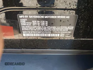 2024 BMW i4 xDrive40 z VIN WBY83FB05RFS37070, wystawiony jako IAAI lot #41975207 z przebiegiem 8 304 mil mil oraz . Historia ofert i sprzedaży dostępna na DreamBid. Obrazek 9.