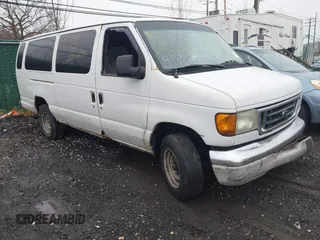 2003 Ford Econoline Passenger XL с VIN 1FBSS31L13HA69576, выставлен на аукционе IAAI как лот 41818210 с пробегом 240 315 миль миль и . История ставок и продаж доступна на DreamBid. Изображение 1.