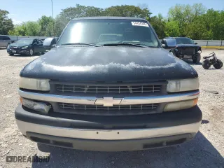 2001 Chevrolet Silverado 1500 LS with VIN 2GCEC19T111342482, listed as a Copart auction lot 54454385 with 302,583 mi miles and Clean Title. Bid and sale history available at carsss.com. Image 5.