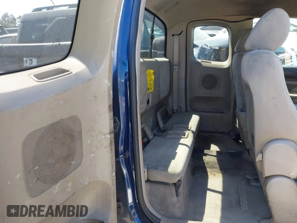 2007 Toyota Tacoma with VIN 5TETX22N07Z343009, listed as a IAAI auction lot 41806664 with 233,773 mi miles and . Bid and sale history available at DreamBid. Image 8.