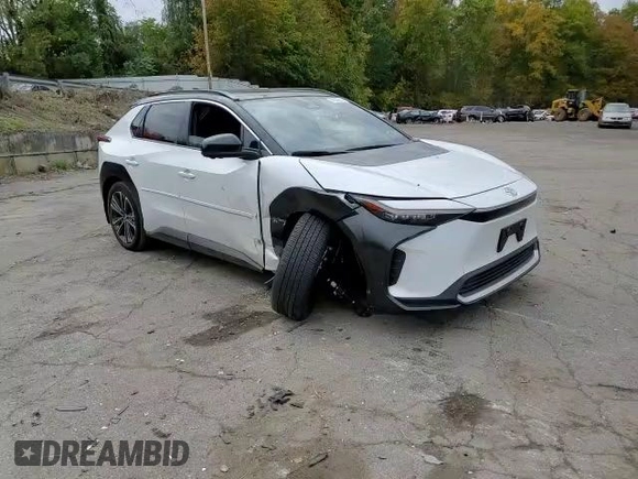 2023 Subaru Solterra Premium с VIN JTMABABA3PA004915, выставлен на аукционе Copart как лот 72092213 с пробегом 7 564 миль миль и . История ставок и продаж доступна на DreamBid. Изображение 11.
