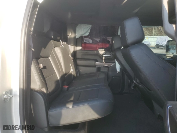 2022 Chevrolet Silverado 3500HD LTZ with VIN 1GC4YUEY1NF163633, listed as a Copart auction lot 84660714 with 121,857 mi miles and Salvage Title. Bid and sale history available at carsss.com. Image 10.