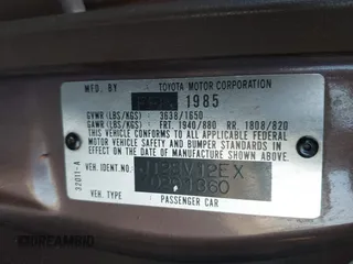 1985 Toyota Camry z VIN JT2SV12EXF0291360, wystawiony jako IAAI lot #42094530 z przebiegiem 426 444 mil mil oraz . Historia ofert i sprzedaży dostępna na DreamBid. Obrazek 9.