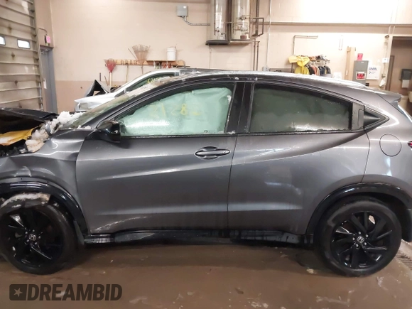 2022 Honda HR-V Sport with VIN 3CZRU6H10NM727178, listed as a IAAI auction lot 41921282 with 44,626 mi miles. Bid and sale history available at carsss.com. Image 15.