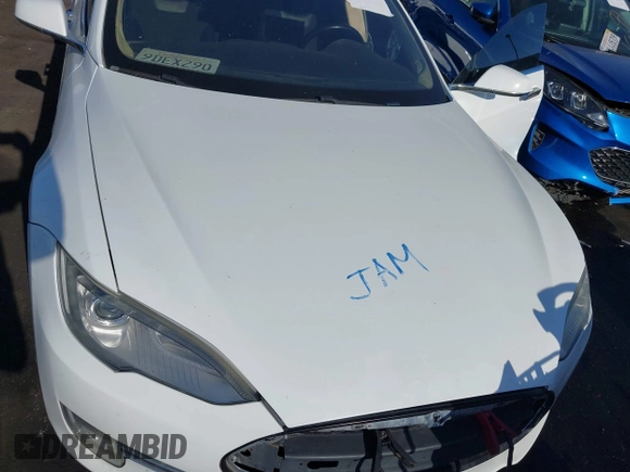 2013 Tesla Model S z VIN 5YJSA1CG0DFP22533, wystawiony jako IAAI lot #42519702 z przebiegiem 168 313 mil mil oraz . Historia ofert i sprzedaży dostępna na DreamBid. Obrazek 10.