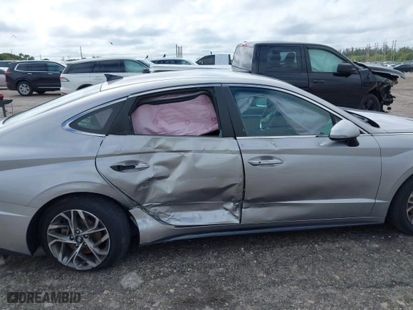 2021 Hyundai Sonata SEL with VIN KMHL64JA2MA145546, listed as a IAAI auction lot 41665569 with 42,164 mi miles. Bid and sale history available at carsss.com. Image 6.