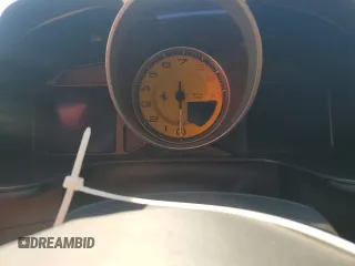 2020 Ferrari Portofino z VIN ZFF89FPAXL0250619, wystawiony jako Copart lot #53315645 z przebiegiem Nie podano mil oraz Nie do naprawy • Non repairable. Historia ofert i sprzedaży dostępna na DreamBid. Obrazek 9.
