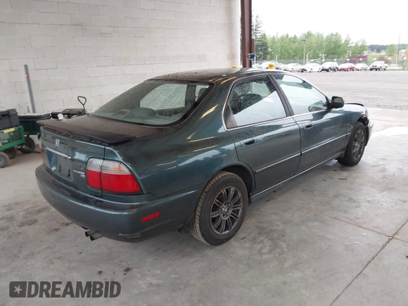 1997 Honda Accord EX with VIN 1HGCD5669VA090505, listed as a IAAI auction lot 42138093 with 207,191 mi miles and . Bid and sale history available at carsss.com. Image 4.