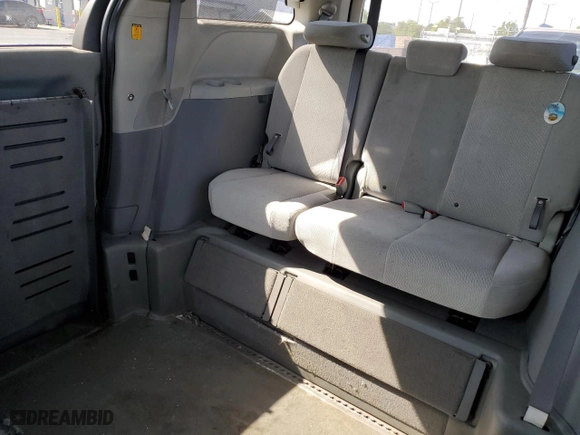 2011 Toyota Sienna LE AAS with VIN 5TDKK3DC8BS037614, listed as a Copart auction lot 52552455 with 179,191 mi miles and Clean Title. Bid and sale history available at carsss.com. Image 11.