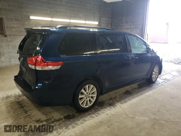 2011 Toyota Sienna LE with VIN 5TDJK3DC7BS016720, listed as a Copart auction lot 52746125 with 117,617 mi miles and Salvage Title. Bid and sale history available at carsss.com. Image 3.
