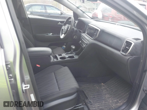 2020 Kia Sportage LX with VIN KNDPMCAC6L7630193, listed as a IAAI auction lot 42073485 with 48,743 mi miles. Bid and sale history available at carsss.com. Image 5.