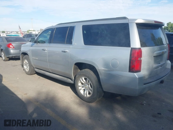 2016 Chevrolet Suburban LT z VIN 1GNSKHKC5GR281539, wystawiony jako IAAI lot #42500552 z przebiegiem 244 064 mil mil oraz . Historia ofert i sprzedaży dostępna na DreamBid. Obrazek 3.