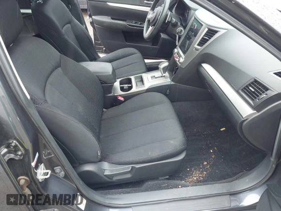 2011 Subaru Legacy 2.5i z VIN 4S3BMBA6XB3232554, wystawiony jako IAAI lot #42451054 z przebiegiem 41 061 mil mil oraz . Historia ofert i sprzedaży dostępna na DreamBid. Obrazek 5.
