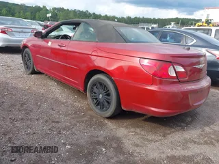 2008 Chrysler Sebring Touring z VIN 1C3LC55R78N616225, wystawiony jako IAAI lot #42349590 z przebiegiem 177 293 mil mil oraz . Historia ofert i sprzedaży dostępna na DreamBid. Obrazek 3.