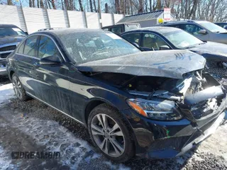 2021 Mercedes-Benz C 300 z VIN W1KWF8EB3MR625677, wystawiony jako IAAI lot #41418167 z przebiegiem 37 130 mil mil oraz . Historia ofert i sprzedaży dostępna na DreamBid. Obrazek 1.