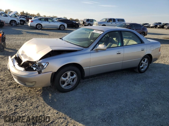 1998 Lexus ES 300 Luxury Sport Sdn with VIN JT8BF28G6W5019411, listed as a Copart auction lot 77497114 with 167,288 mi miles and Salvage Title. Bid and sale history available at carsss.com. Image 1.